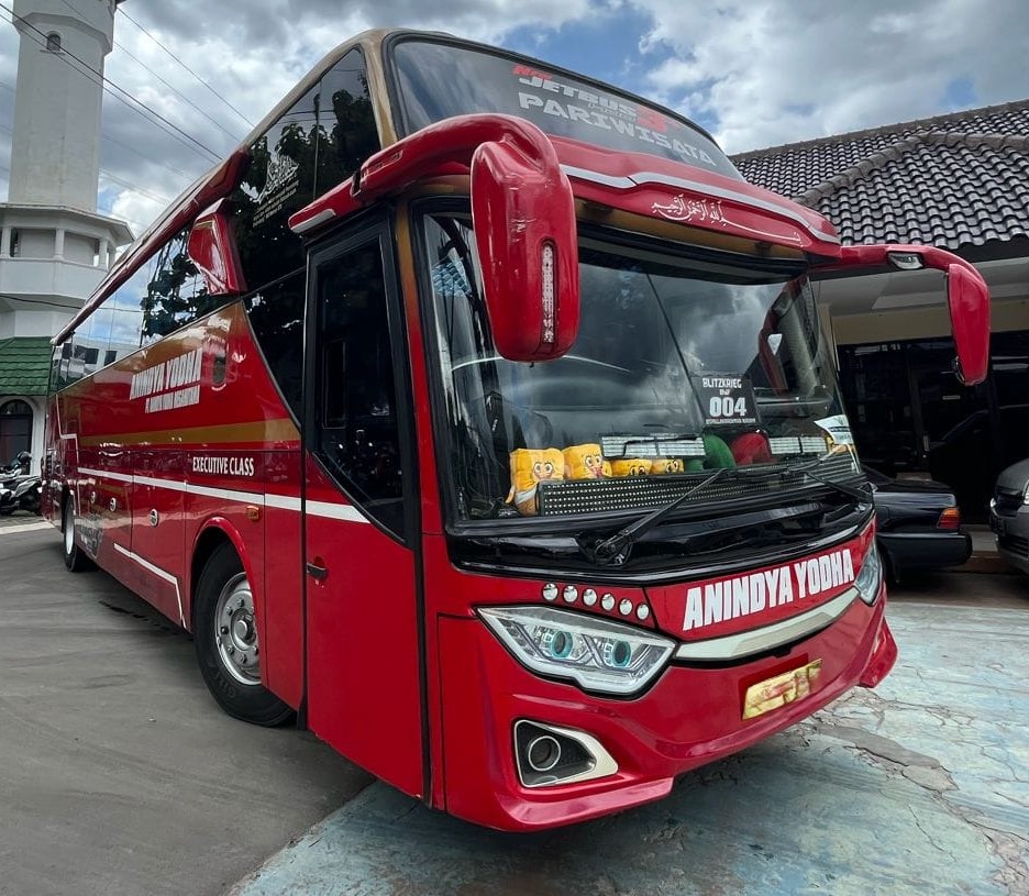 bus-B